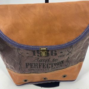 Clea Ray Vintage inspired repurposed canvas shldr bag. 1986 Aged to Perfection